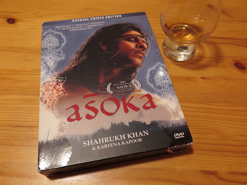 Indischer Whisky zum Hindi Film Asoka