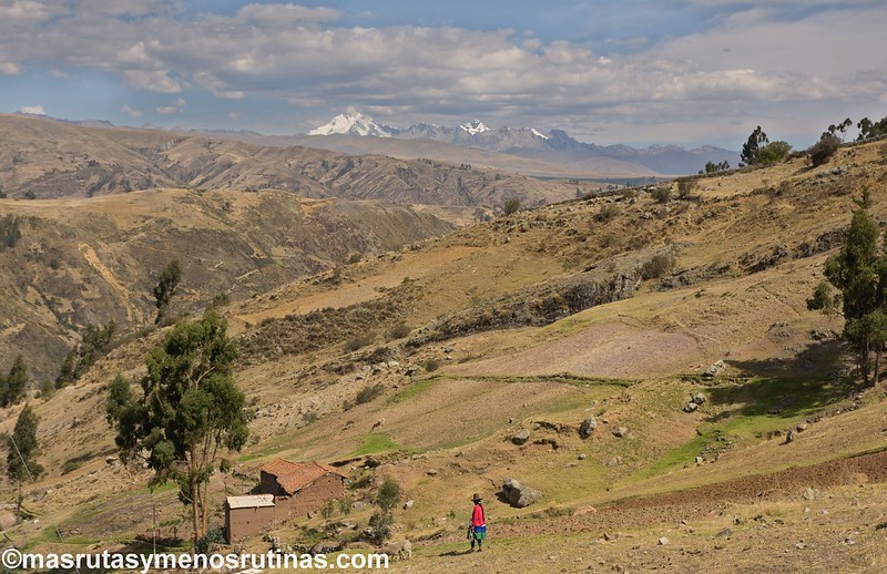 Huaraz. Laguna Wilcacocha. La vida andina en las montañas - Por el norte de PERÚ. De los glaciares a la selva (27)