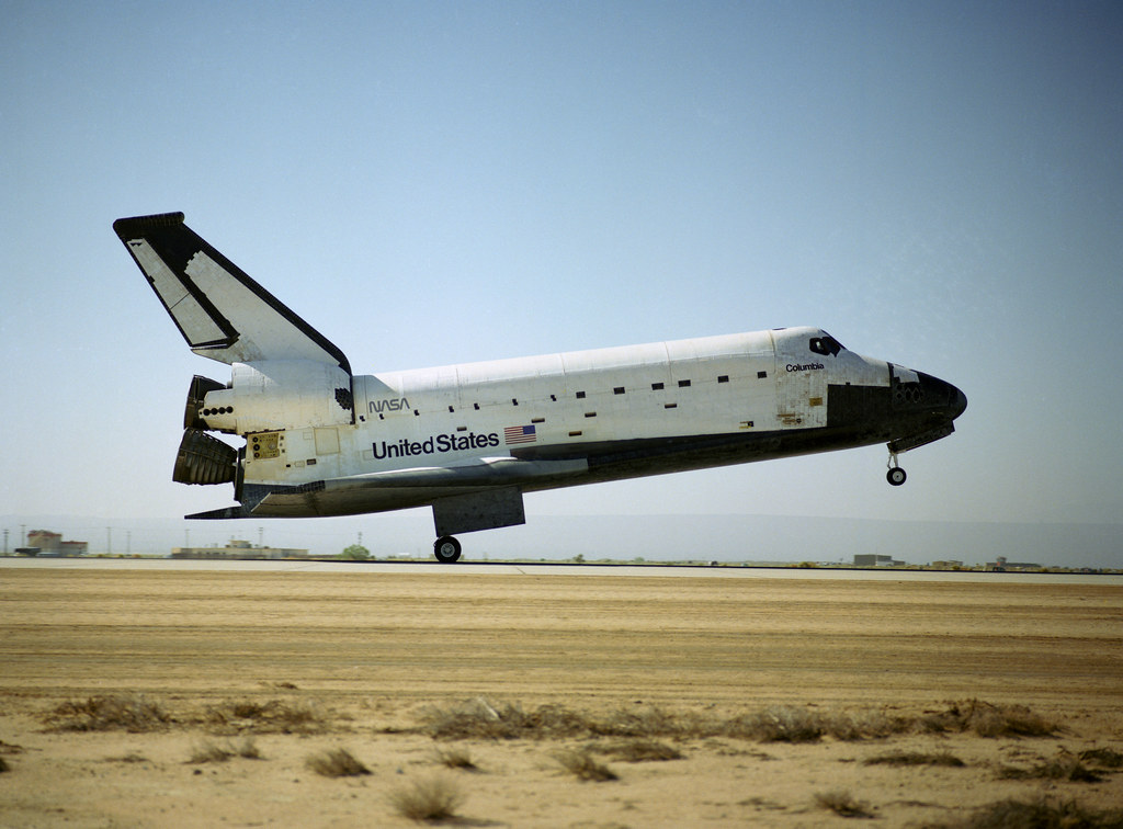 STS-40 Landing