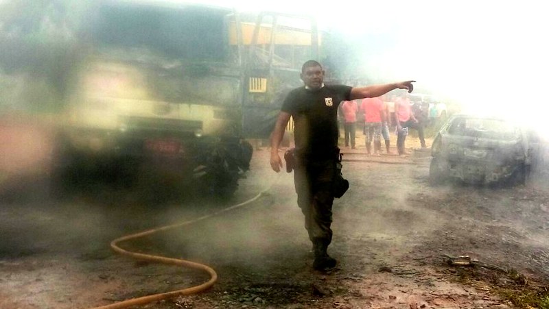 Incêndio destroi posto de combustível, casas e carros em Jardim do Ouro, Itaituba, fogo garimpo