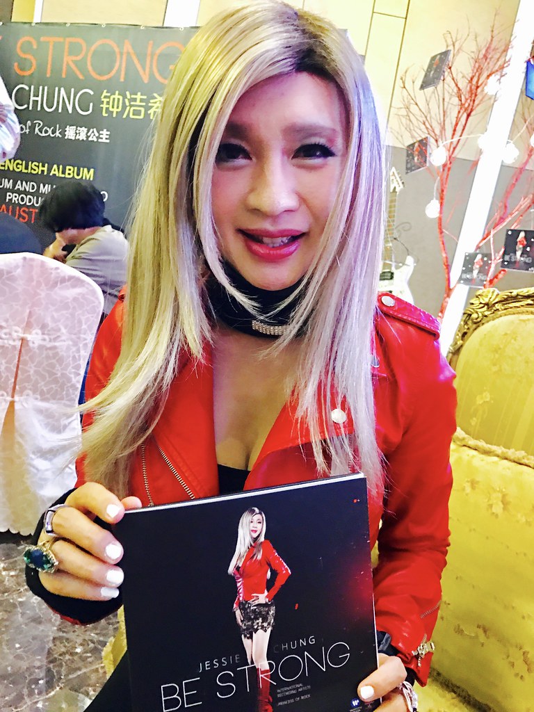 Jessie Chung Lancar Album Terbaru Berjudul BE STRONG