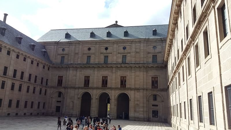San Lorenzo del Escorial: De reyes y arte - Pongamos que hablo de Madrid (11)