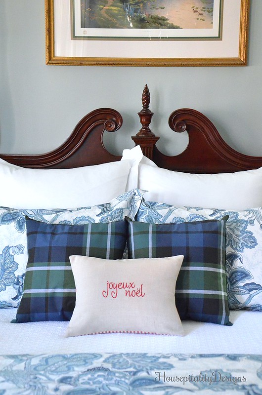 Christmas Pillows-Master Bedroom-Housepitality Designs