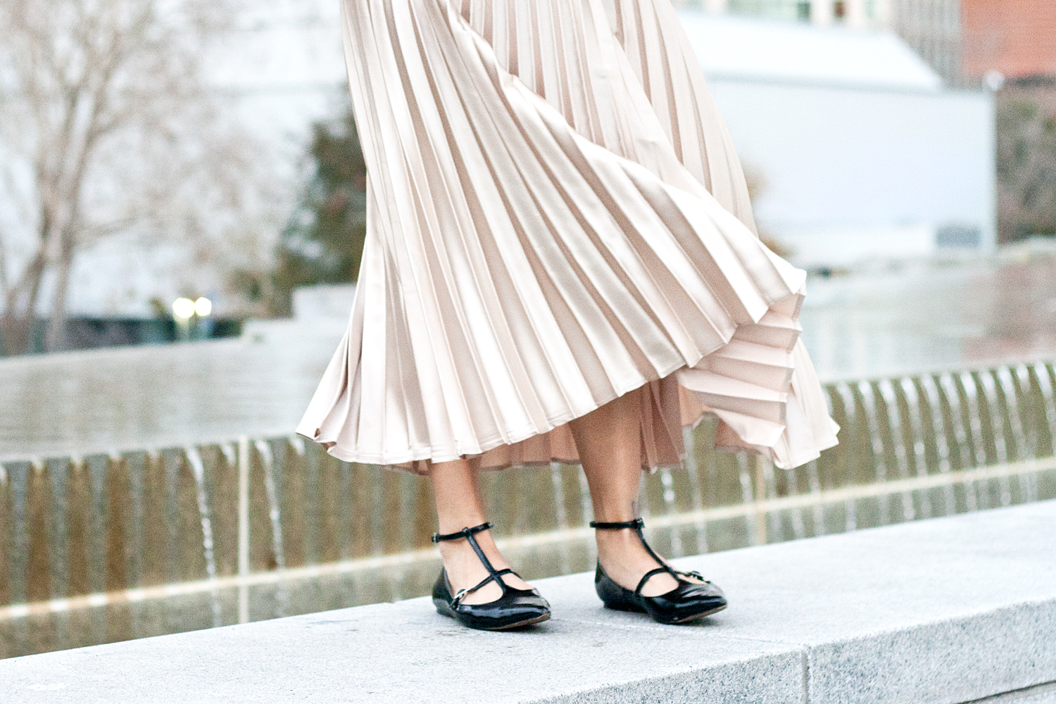 08newyear-gold-azalea-pleats-skirt-sf-sanfrancisco-style-fashion