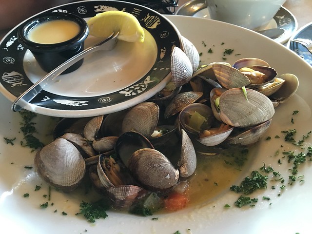 Steamed Manila clams - Arnies Restaurant