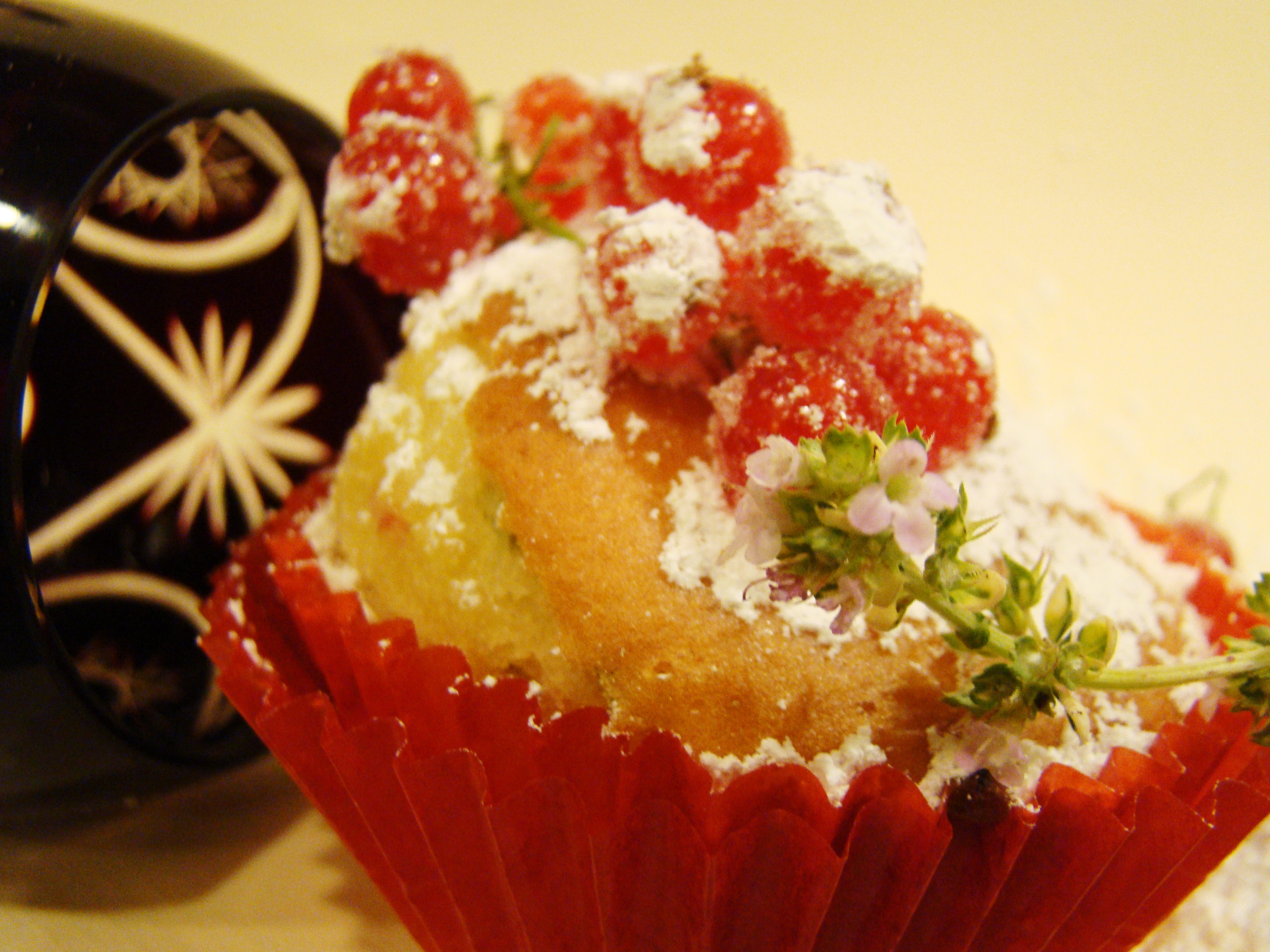Lemon Thyme with Red Current Cupcake