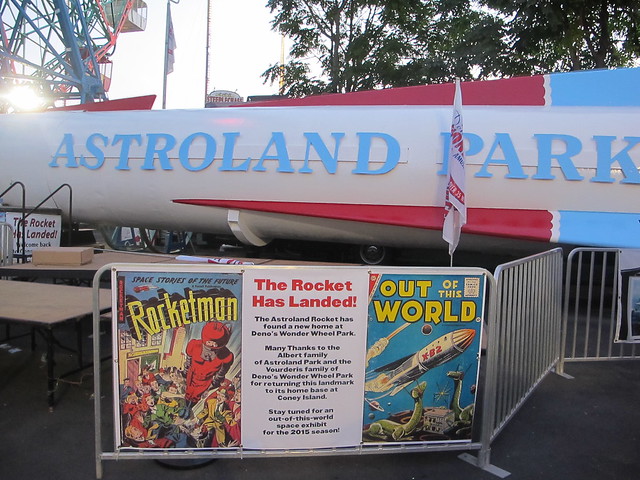 Astroland Rocket