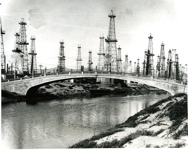 venice oil wells