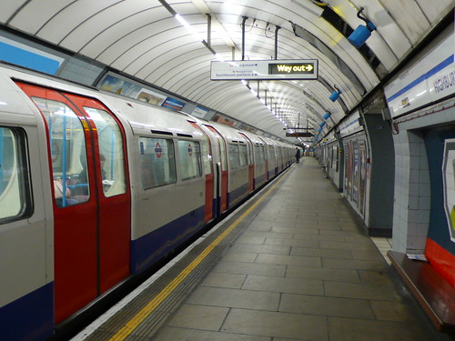 Highbury & Islington Underground station