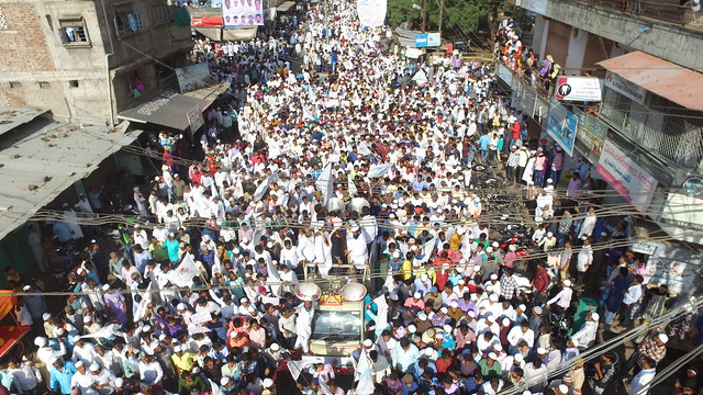 Thousands marched in Malegaon demanding reservation for Muslims ...