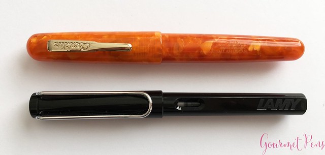 Review Conklin All American Sunburst Orange Fountain Pen 5