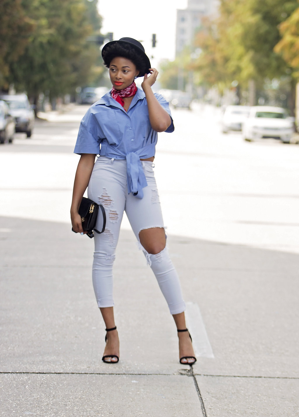 louisiana street style, how to wear distressed jeans
