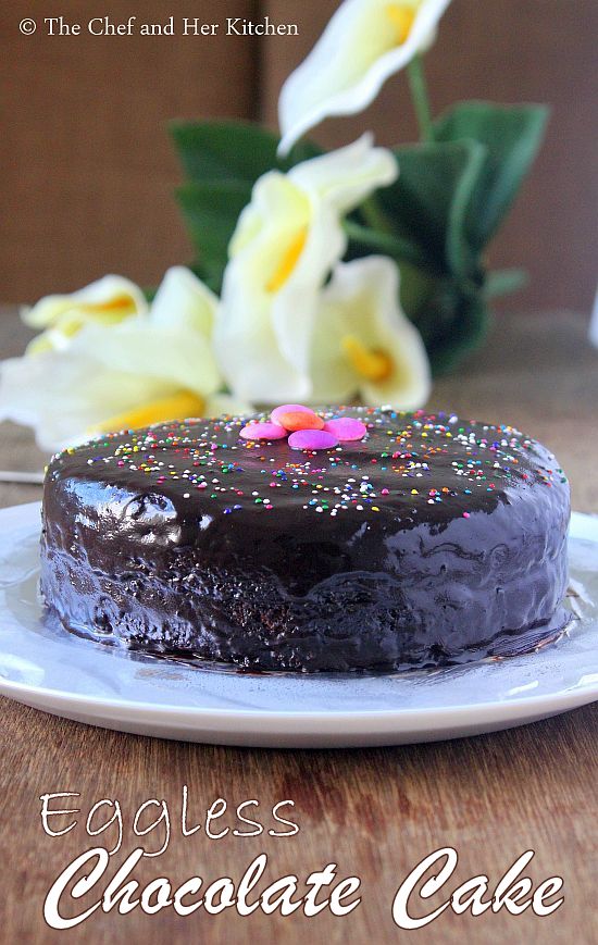 easy eggless chocolate cake