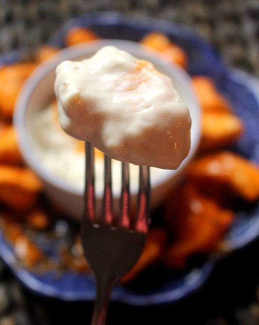 Buffalo Chicken With Blue Cheese Dip