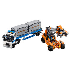 LEGO Technic 42062 Container Yard