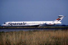 Spanair MD-83 EC-HHF BCN 31/07/2001