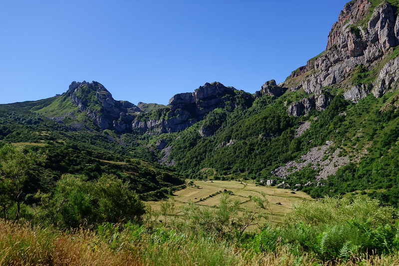 Recorriendo Asturias: coche, senderismo y canoa - Blogs de España - SOMIEDO: ALTO DE LA FARRAPONA, LAGOS DE SALIENCIA Y PICOS ALBOS (Ruta a pie). (3)