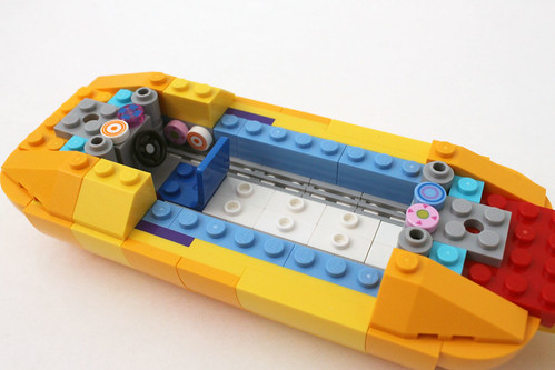 LEGO Ideas The Beatles Yellow Submarine (21306)