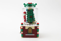 LEGO Seasonal Snowglobe (40223)