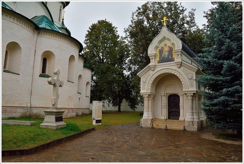14波扎爾斯基墓地及紀念禮拜堂
