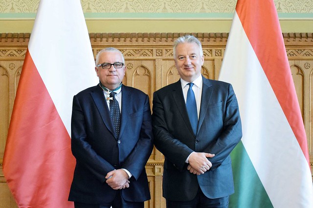 Kitüntetést adott át Semjén Zsolt a lengyel Jog és Igazságosság Párt alelnökének