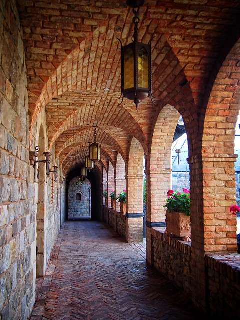 Castello Di Amorosa Courtyard