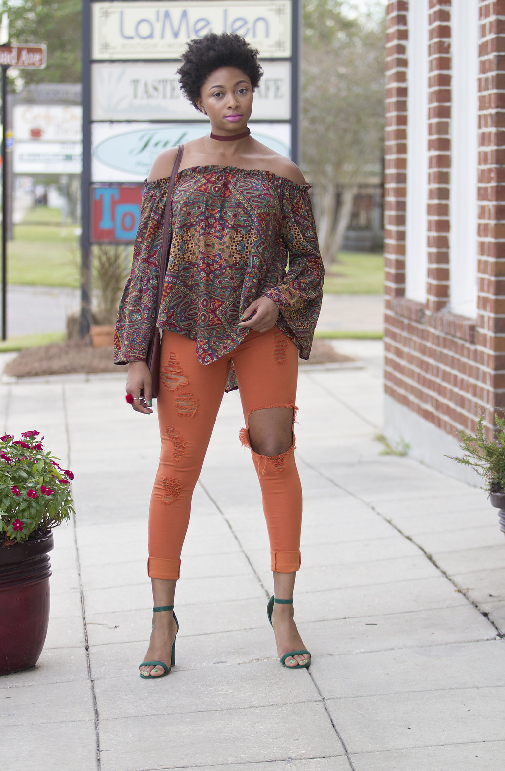 how to wear orange jeans, natural hair blogger