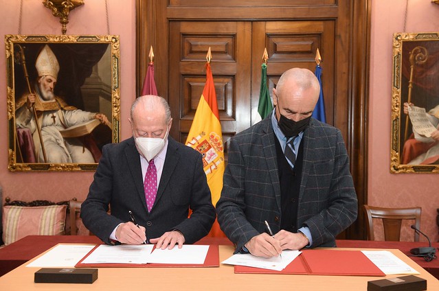 03-210322 Firma de convenio con el Ayuntamiento de Sevilla por la cesión de un edificio municipal