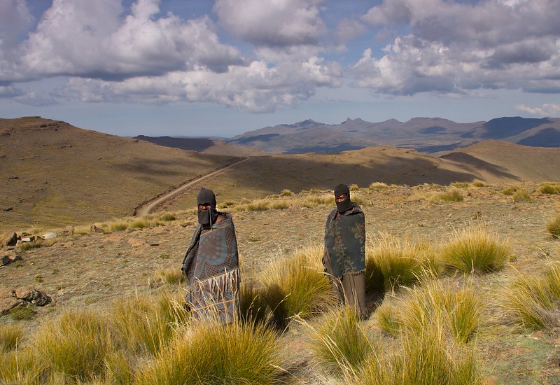 Hacia las alturas del Sani Pass y las montañas de Lesotho - Por el norte de SUDÁFRICA. Montañas, playas, fauna y sus gentes (14)