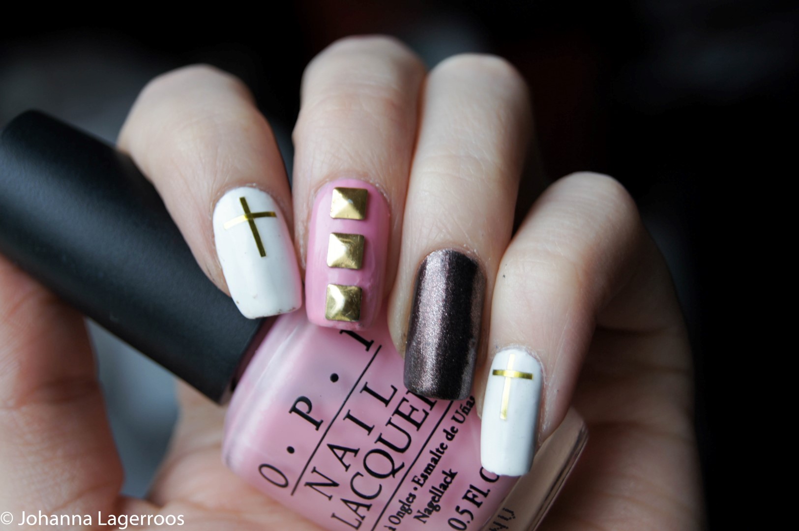 studded nails