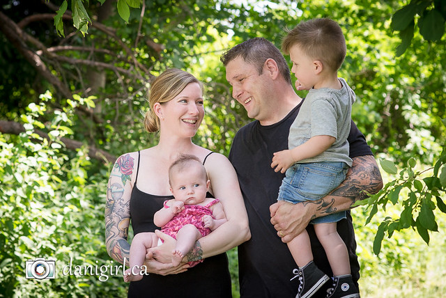 Candid, fun portraits of families and children by Ottawa family photographer Danielle Donders