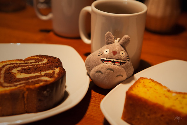 Day #129: totoro chooses the cupcakes