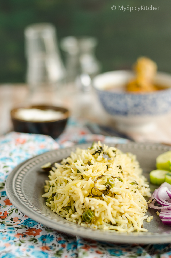 Close up angle of methi pulao in a plate. 