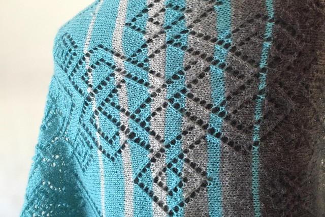 Knit Gradient Air Shawl