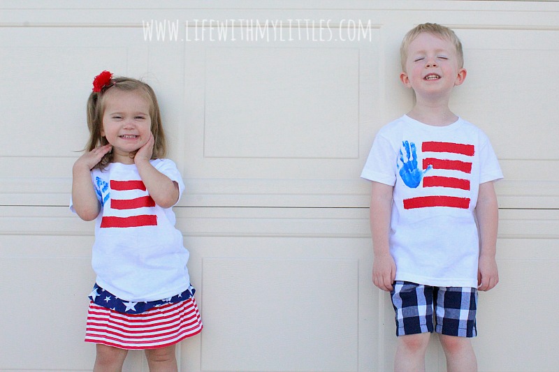 These American flag handprint tees are super easy to make and are the perfect DIY shirts for the 4th of July! 