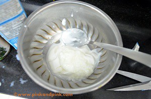 Aloo Frankie Recipe - Make homemade sour cream with fresh cream and curd