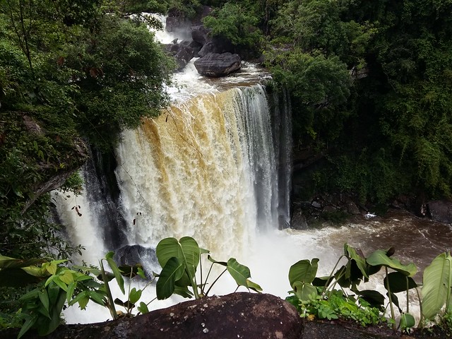 Tat Xai Waterfall-lower falls 2
