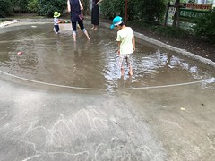 恵比寿タコ公園のじゃぶじゃぶ池 2016.7.16