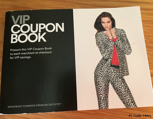 Woodbury Common Premium Outlets in New York: Gucci, Dior, Fendi