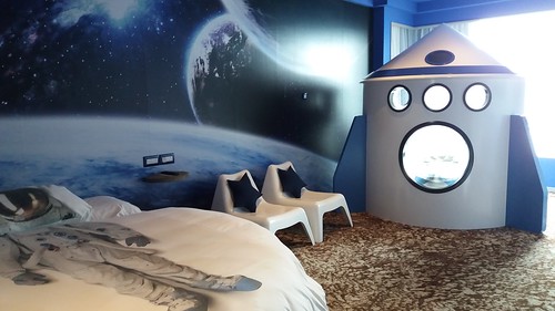 outerspace room