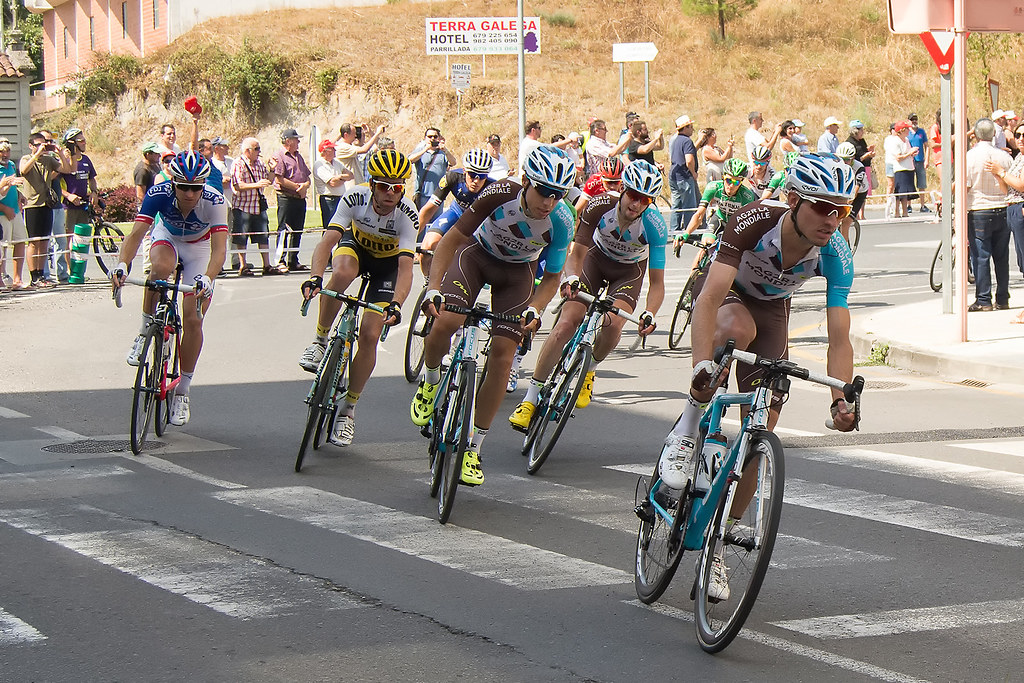 Vuelta a España 2016 6ª Etapa Monforte de Lemos - Luintra. Ribeira Sacra (Vol. 2) 29303668546_eee7c8a7c1_b