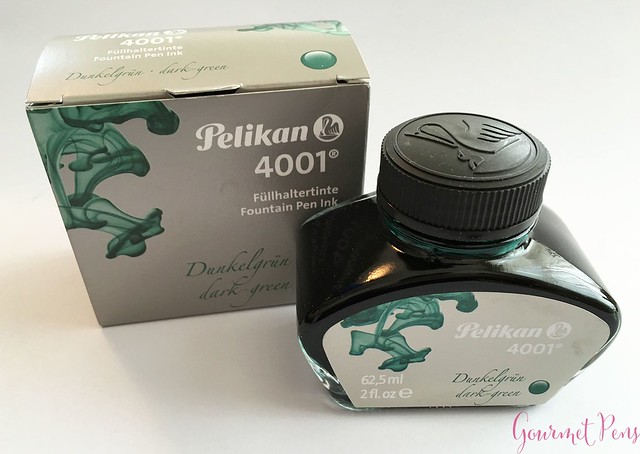 Ink Shot Review Pelikan 4001 Dark Green @deRoostwit 1
