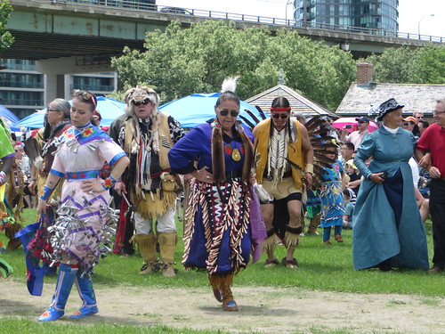 PowWow dancers