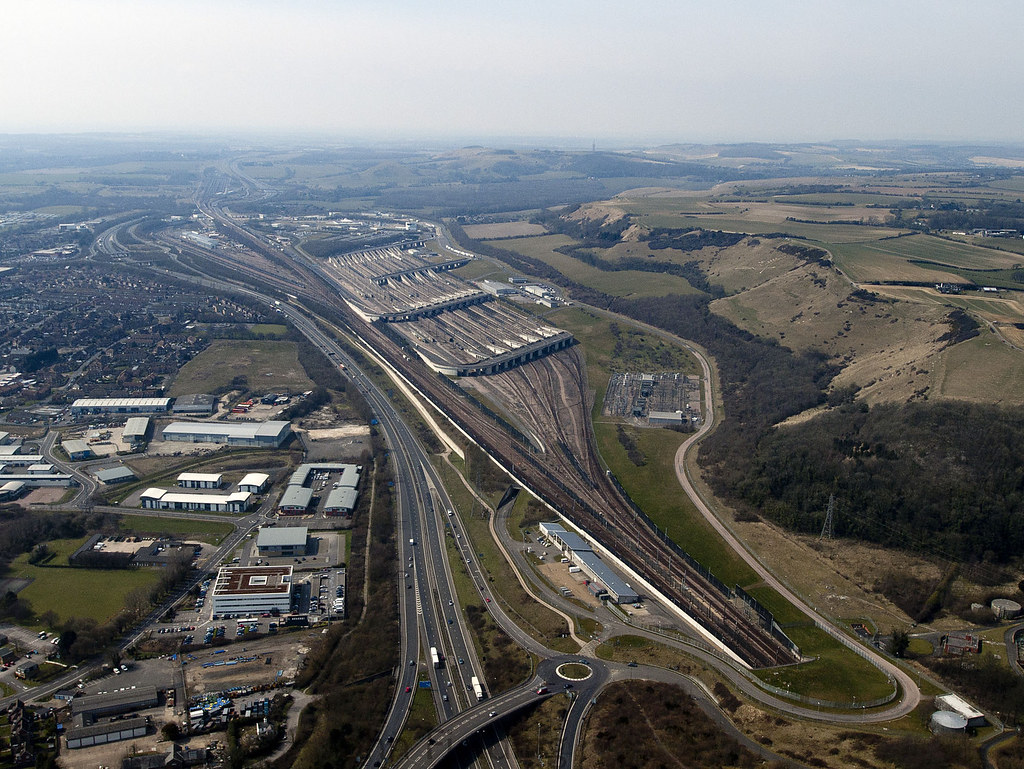 Tips and Advice for Driving Through the Channel Tunnel