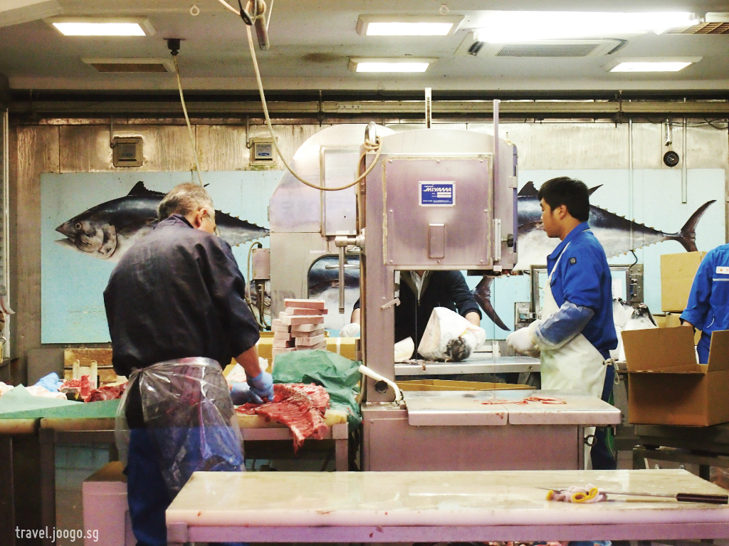 Tsukiji Fish Market 2 - travel.joogo.sg
