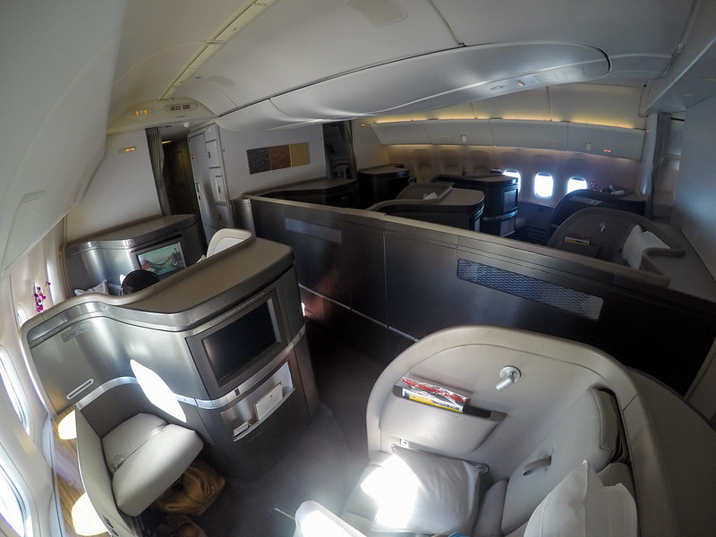 28776340306 c2f81531d6 c - REVIEW - Cathay Pacific : First Class - Hong Kong to London (B77W)
