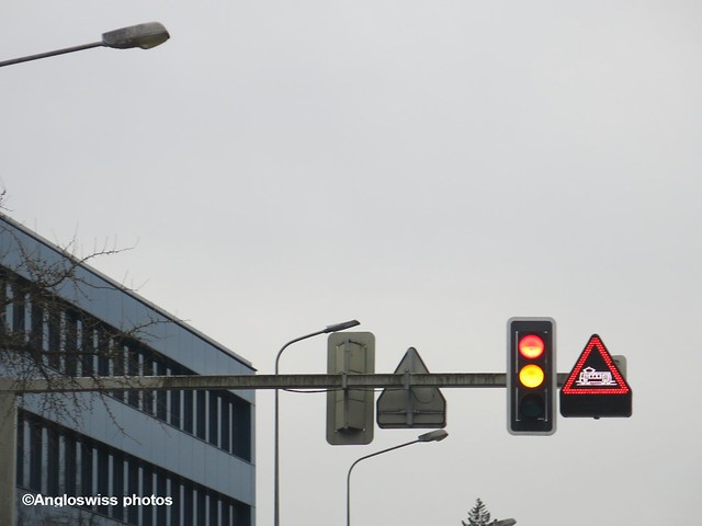 Trainsignals ont he Baselstrasse