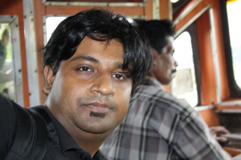 BongBlogger Traveling in Lorry during Chandipur Tour, Balasore, Odisha India