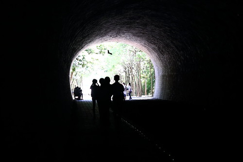 子母隧道