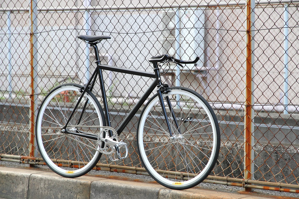 *AFFINITY CYCLES* lo pro completebike